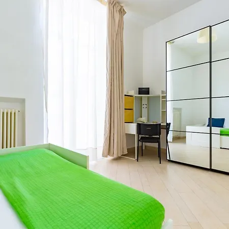 Apartment With Balcony In Palazzo Diaz By Wonderful Italy